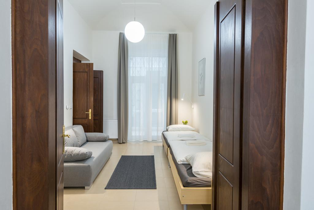 Bohemia Apartments Prague Centre ภายนอก รูปภาพ