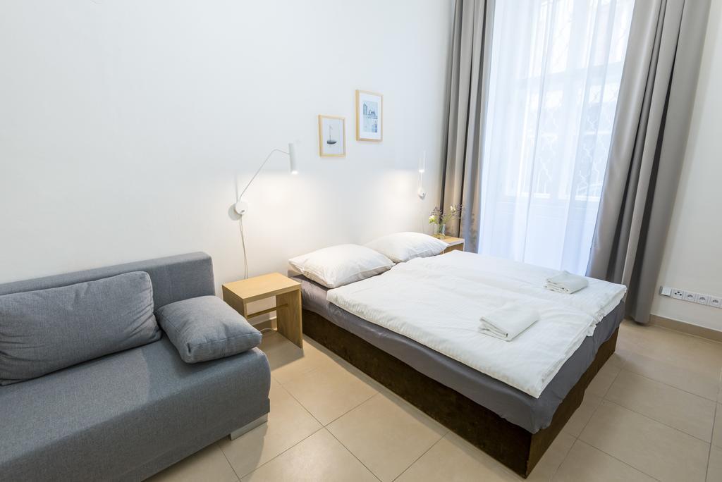 Bohemia Apartments Prague Centre ภายนอก รูปภาพ