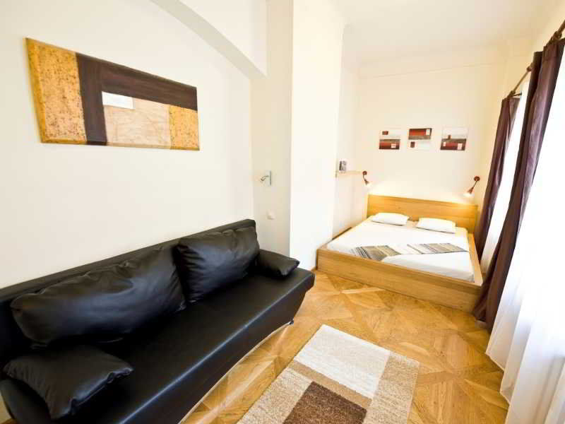 Bohemia Apartments Prague Centre ภายนอก รูปภาพ