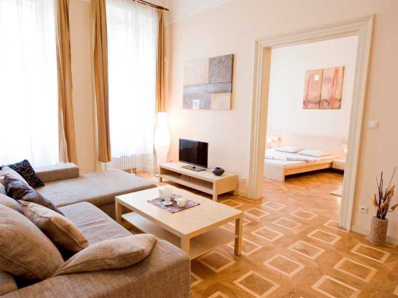 Bohemia Apartments Prague Centre ภายนอก รูปภาพ